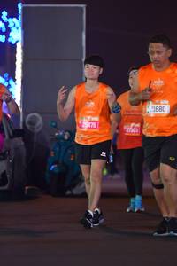 BIB: 25476, 27303, 21680
                            <button type="button" onclick="openModal(21354509)" class="btn btn-primary btn-sm float-right btn-popup" data-toggle="modal" data-target=".modal-high-quality">
                        <i class="fas fa-shopping-cart"></i> Add to Cart
                    </button>
                                            <button type="button" onclick="isThisMe(21354509, true)" class="btn btn-success btn-sm float-right btn-popup btn-isme hidden" data-toggle="tooltip" data-placement="bottom" title="นี่คือรูปของคุณใช่ไหม คลิกที่นี่เพื่อเอาเข้าอัลบั้ม">
                        <i class="fas fa-plus"></i> Add to album
                    </button>
                    <button type="button" onclick="isThisMe(21354509, false)" class="btn btn-warning btn-sm float-right btn-popup btn-isnotme hidden">
                        <i class="fas fa-ban"></i> Remove from album
                    </button>